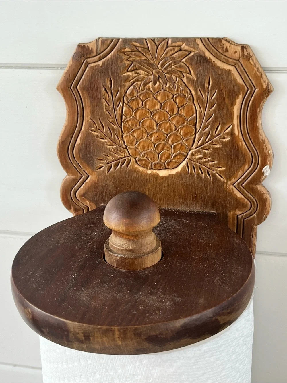 Vtg wood paper towel holder